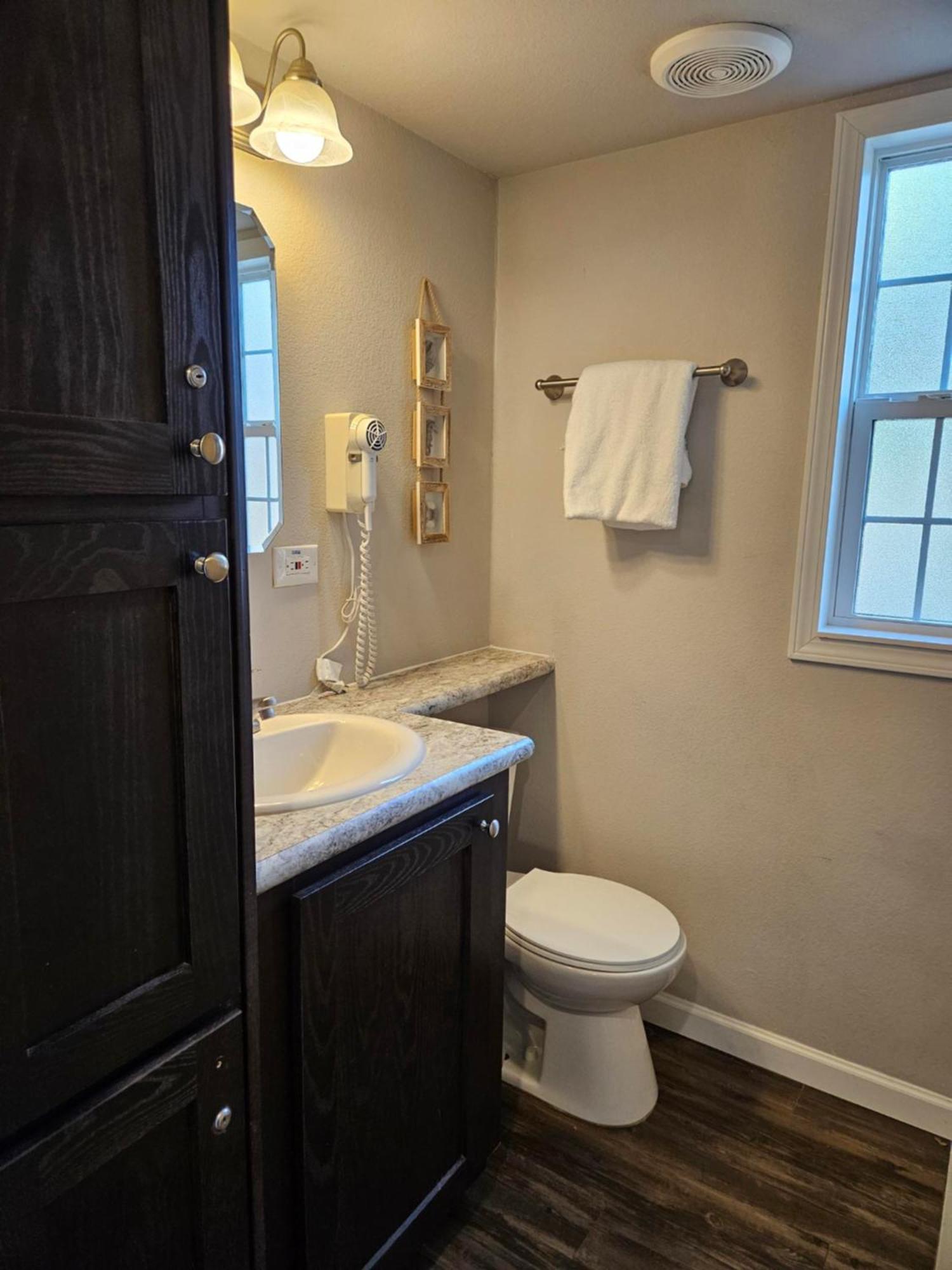 Live Oak Landing Hotel Freeport Luaran gambar