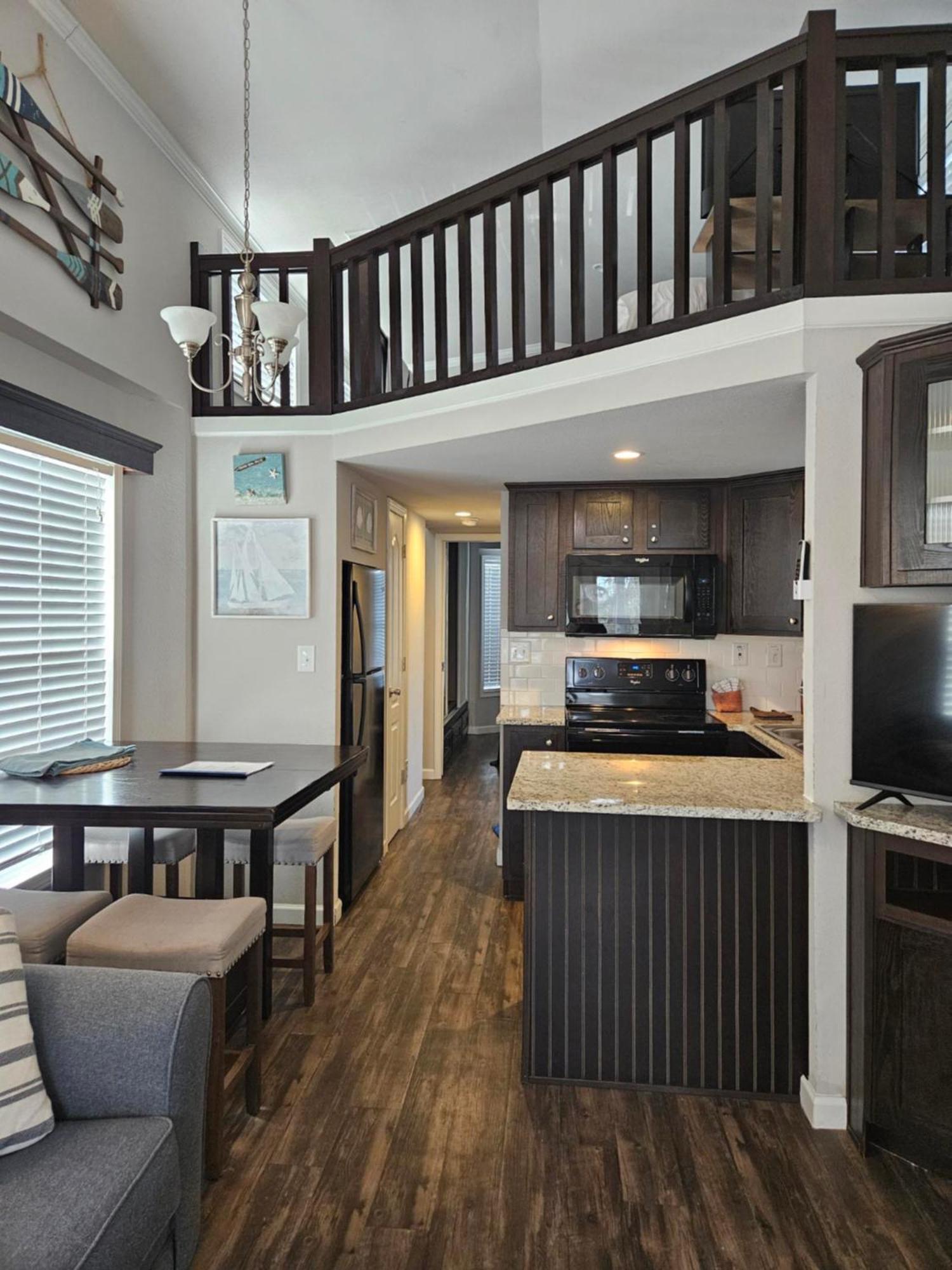 Live Oak Landing Hotel Freeport Luaran gambar