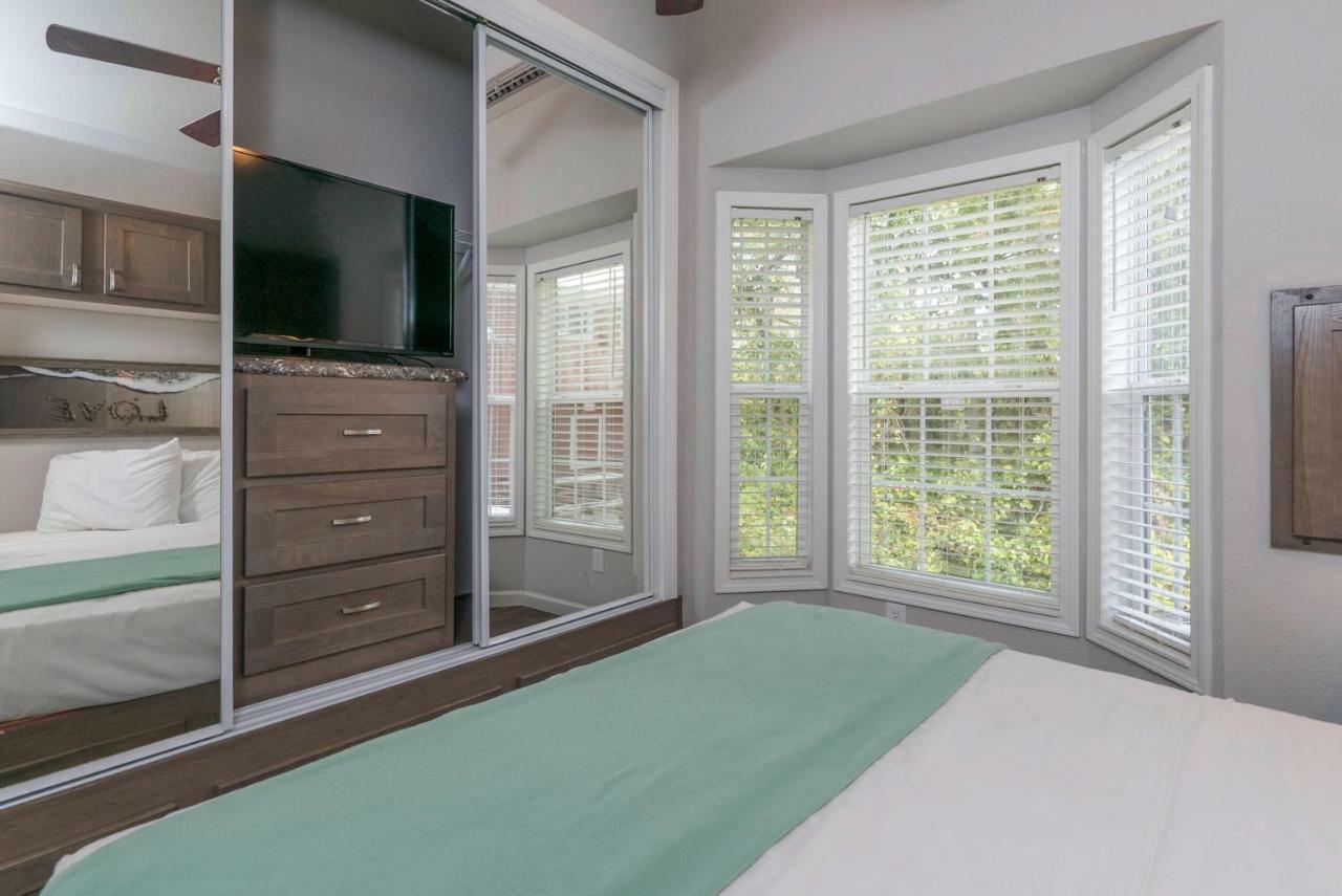 Live Oak Landing Hotel Freeport Luaran gambar